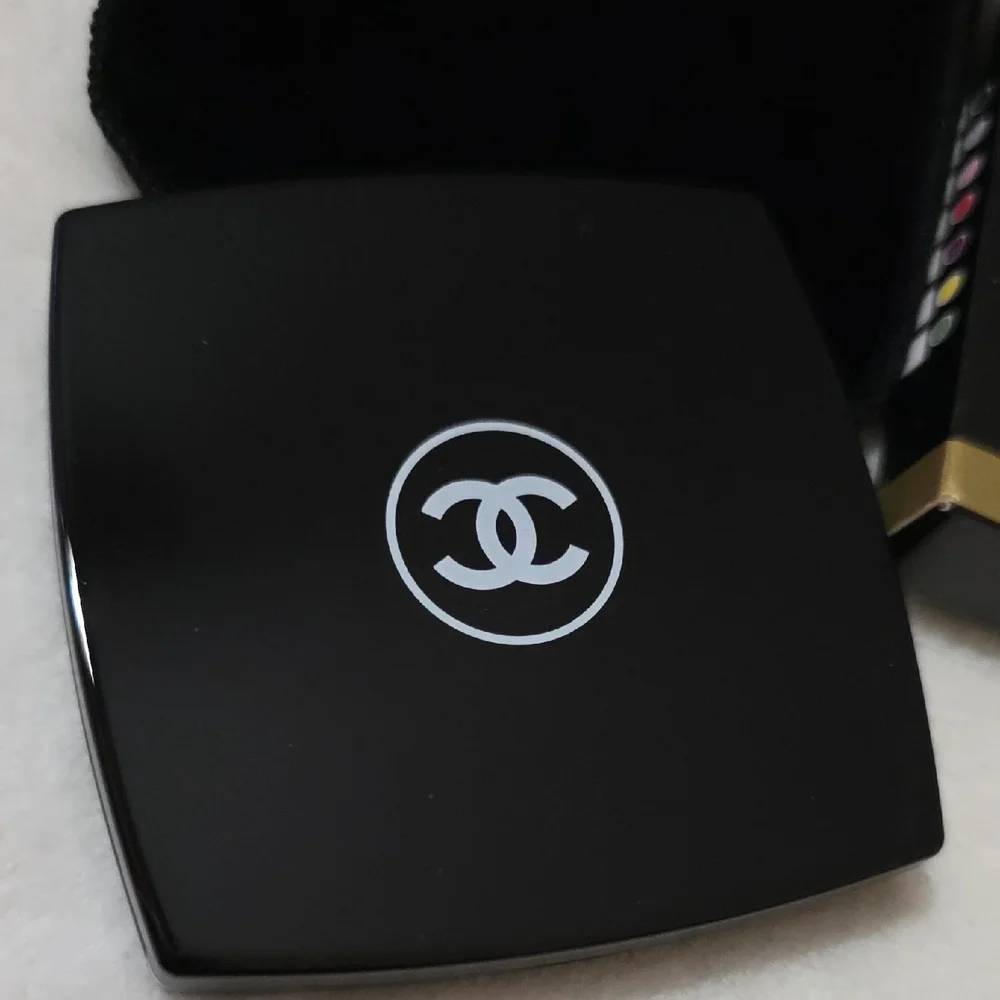 NEW~ CHANEL Double Sided Mirror